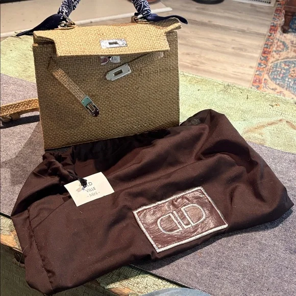 DLD Ville Mini Bandana Top Handle Bag w Strap - Picture 4 of 6